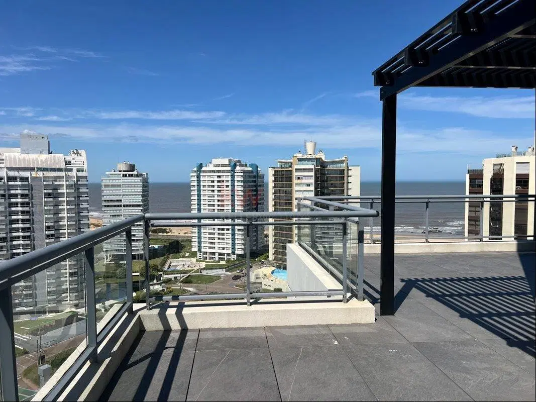 VENTA / ALQUILER Apartamento 2 Dormitorios Parada 3 Brava Punta del Este Edificio Siglo Sol 2 2