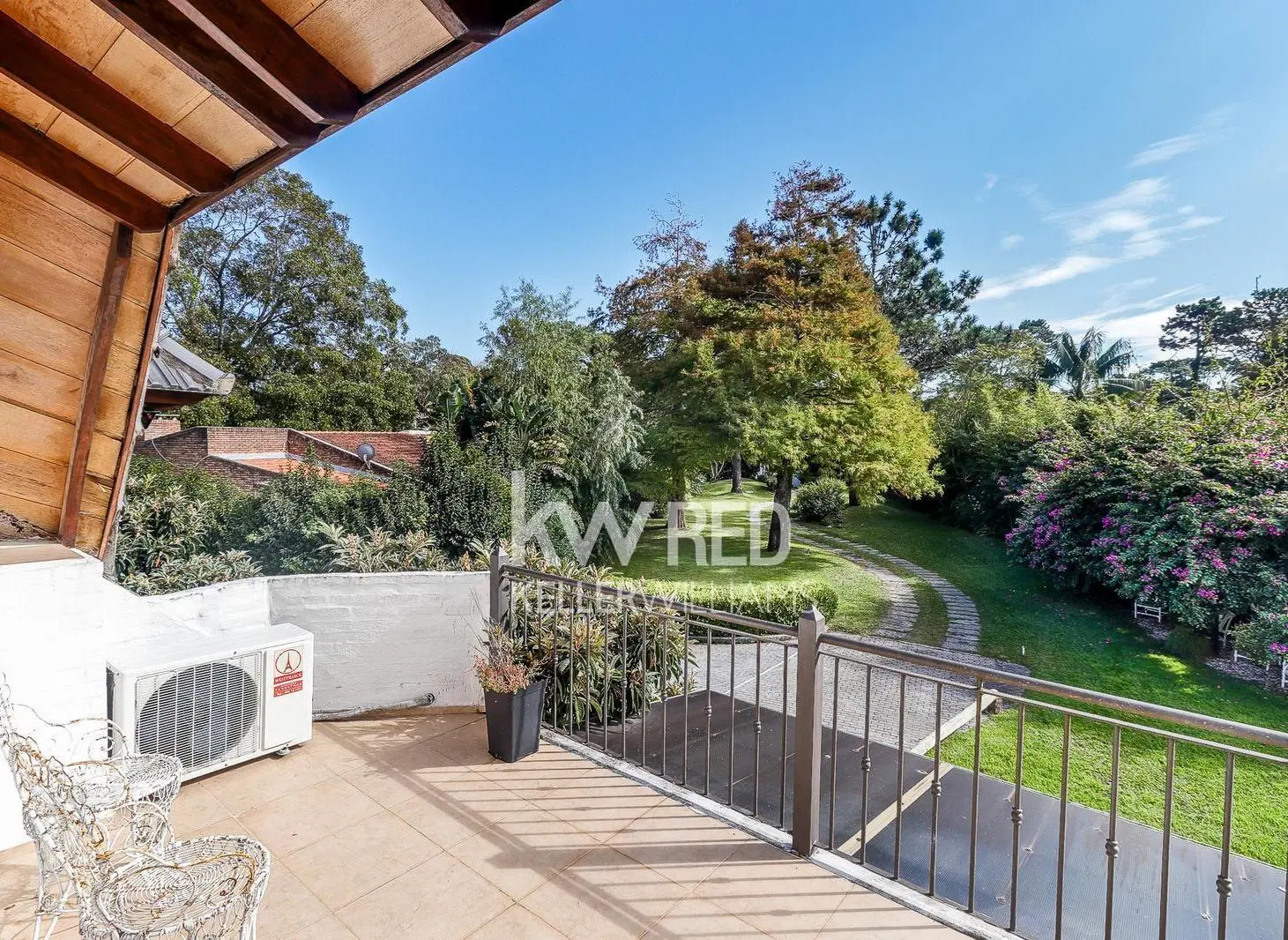 Casa de 12 dormitorios en venta en Punta del Este 2