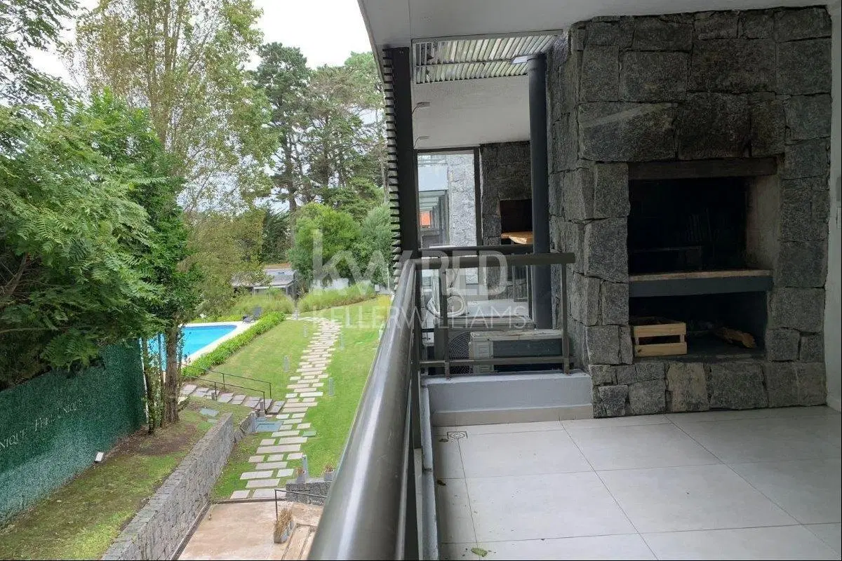 ALQUILER INVERNAL Apartamento 1y 1/2 dorm. Punta del Este 2