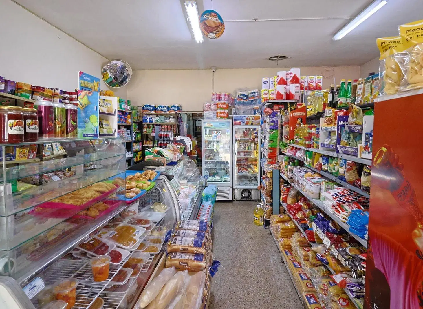Venta de llave Autoservicio y rotisería Buceo, Solano Lopez y Av. Italia. 5