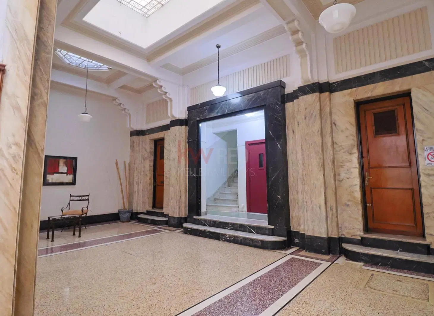 VENTA Apartamento 3 dormitorios 1 baño toilette Centro Paraguay esquina La Paz 1