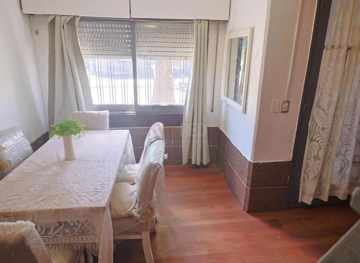 VENTA Casa 2 dormitorios La Comercial Garaje 5