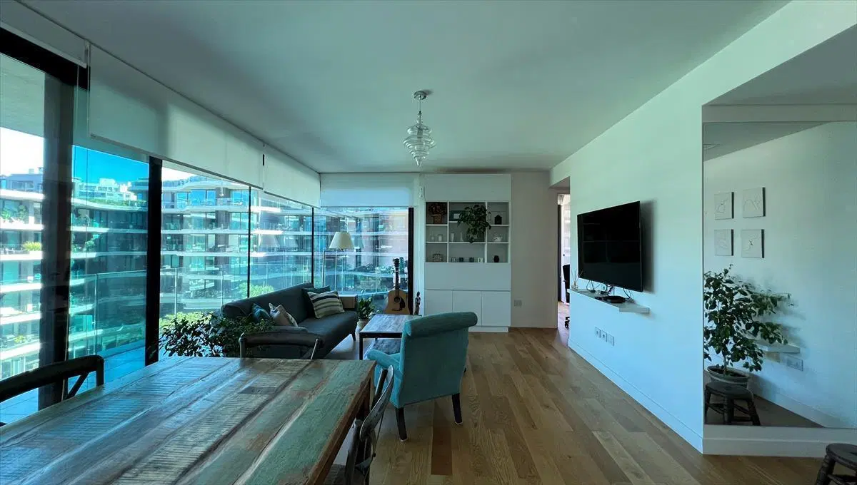 ALQUILER Apartamento Amueblado EDIFICIO FORUM 2 Dormitorios, 2 Baños, Terraza doble Y Garage 2