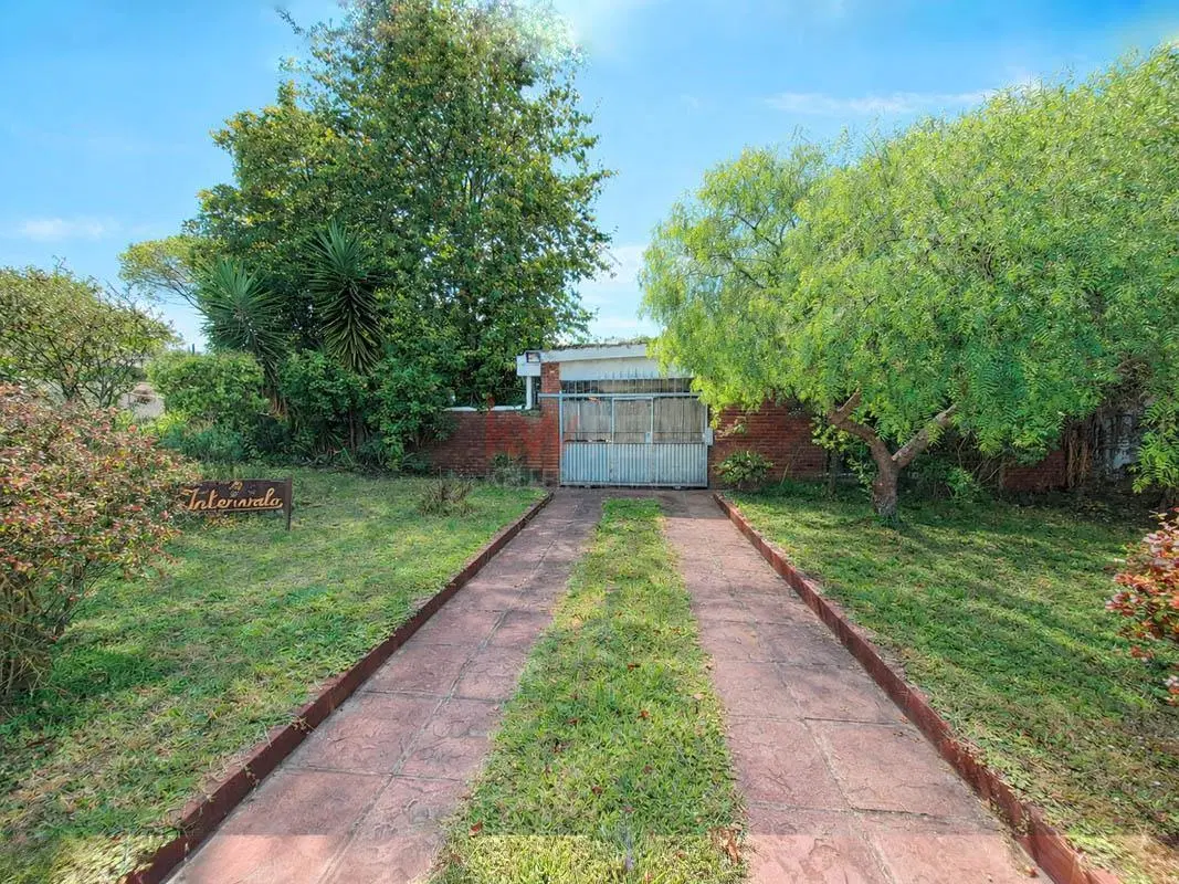 Venta casa 3 dormitorios, parrillero y barbacoa, Las Toscas. 5