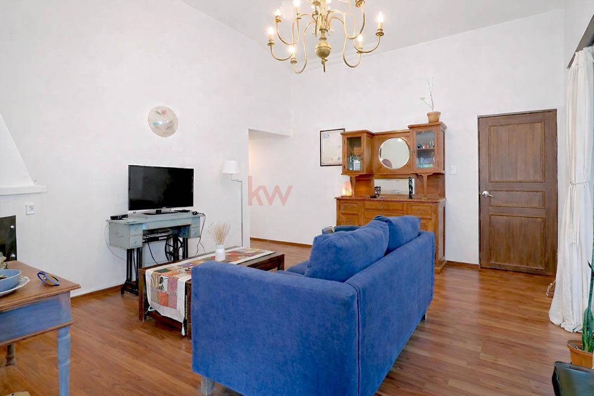 Venta casa 3 dormitorios, parrillero y barbacoa, Las Toscas.