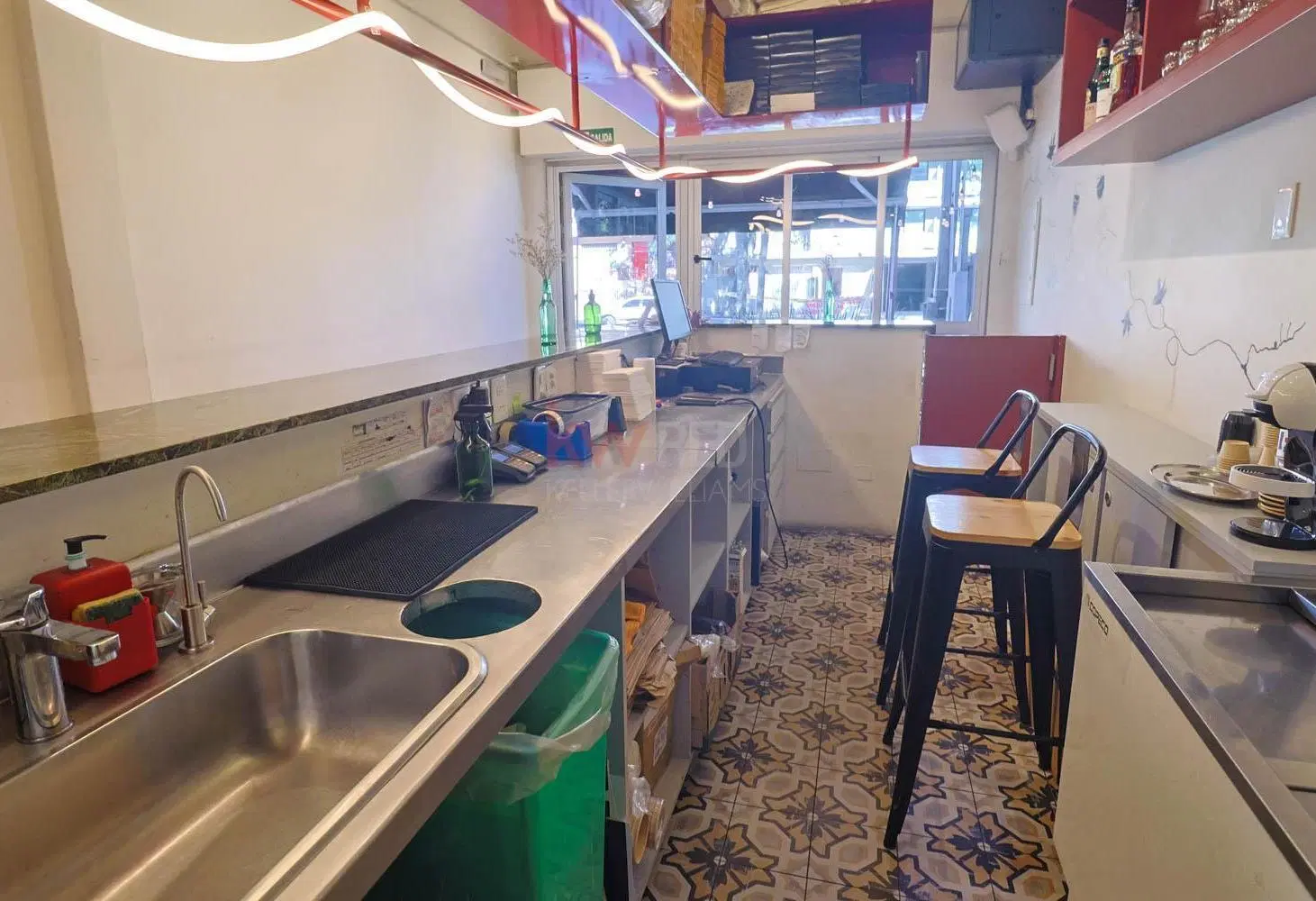 Venta de llave, local gastronómico sobre Luis a de herrera casi rambla, Pocitos 2