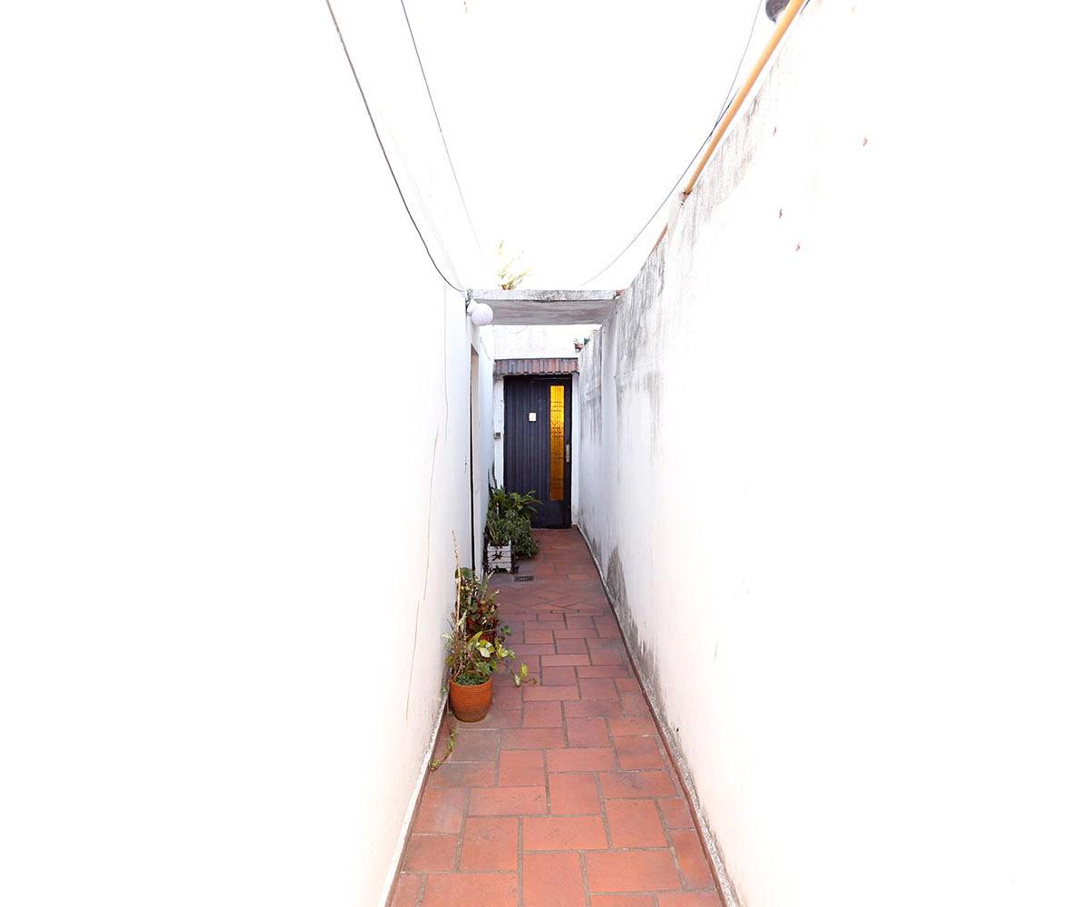 Foto de PH · 89M² · 2 AMBIENTES + 1 AMBIENTE EN TERRAZA - PARQUE AVELLANEDA, imagen 4