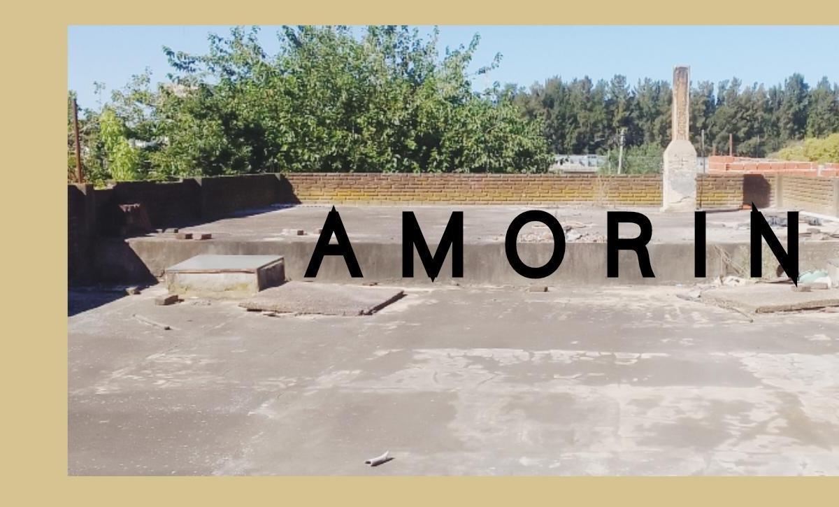 Foto de GRAN OPORTUNIDAD: IMPORTANTE CONSTRUCCIÓN CON LOCAL, CUADRA DE, imagen 2
