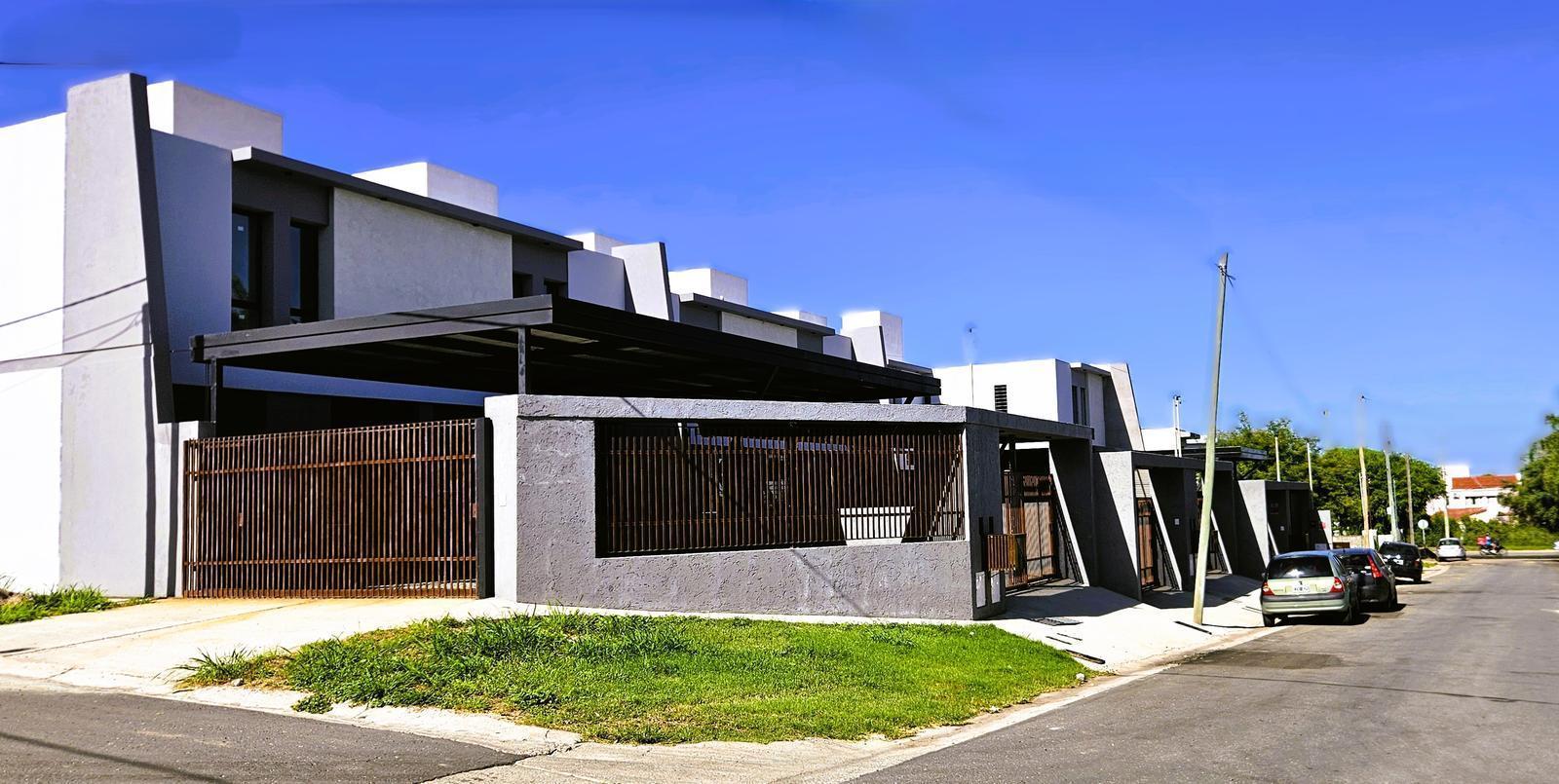 VENTA | DUPLEX 3 DORMITORIOS DE CATEGORIA | CUESTA COLORADA