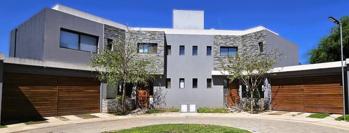 Foto de DUPLEX EN VENTA | 2 DORMITORIOS | ARGUIELLO | COMPLEJO ALTO BELGRANO |, imagen 1