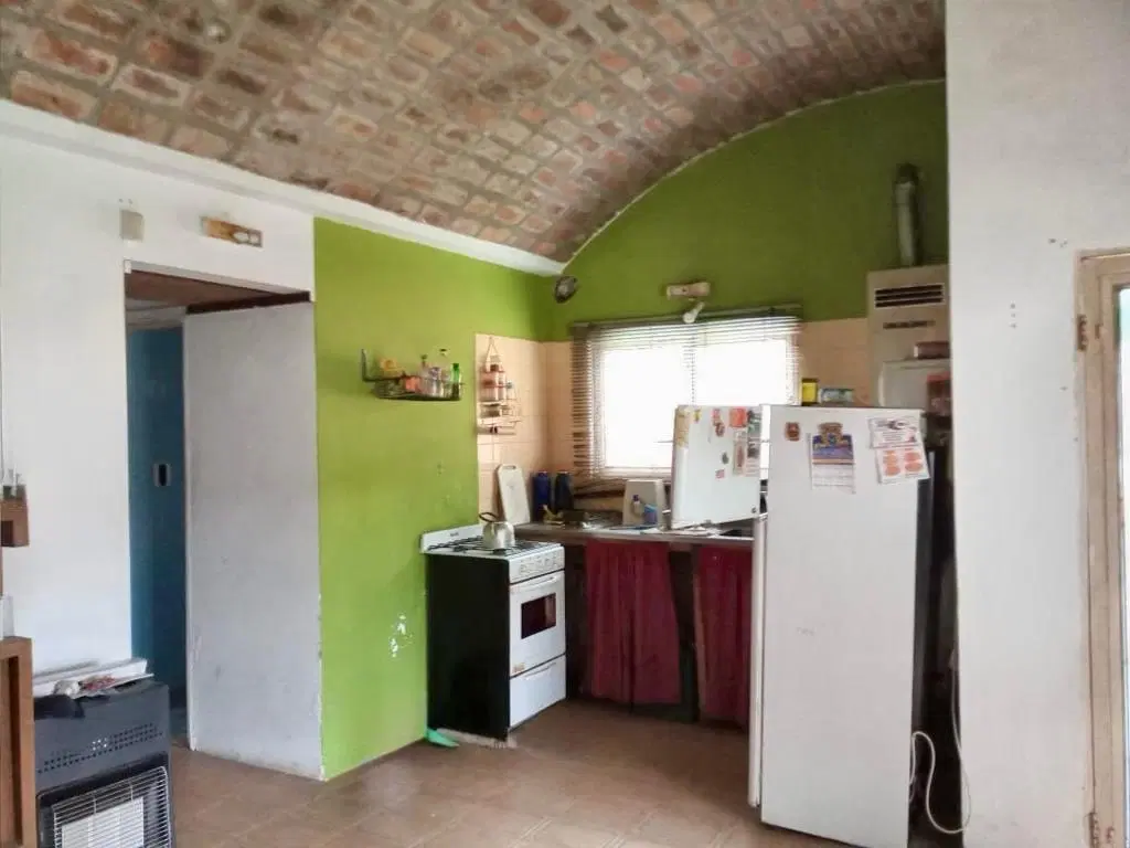 Venta Casa de 2 dormitorios parque barrio Las carolinas, Florencio Varela 2