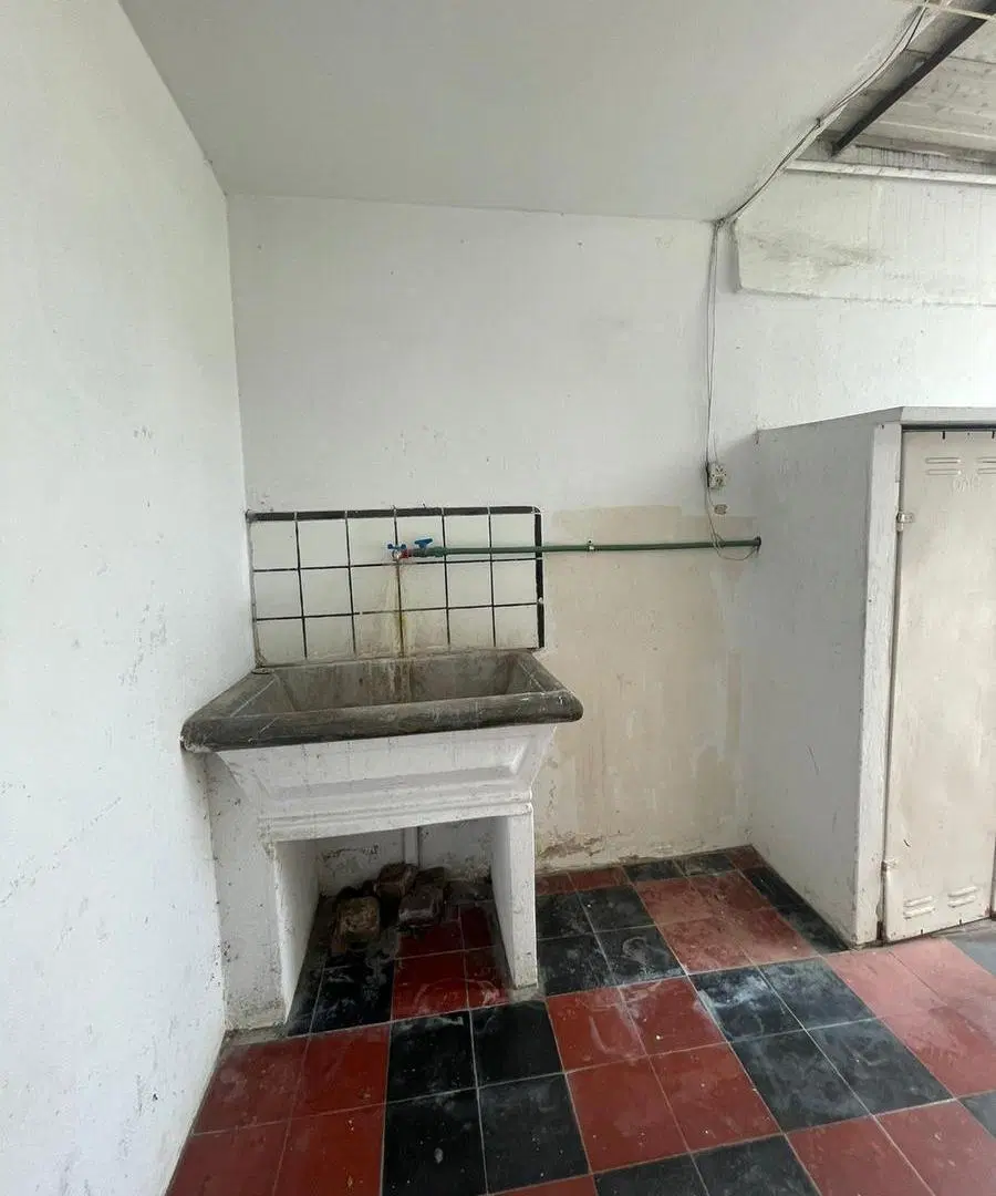 Alquiler de PH en Tolosa, interno, dos dormitorios y patio 3