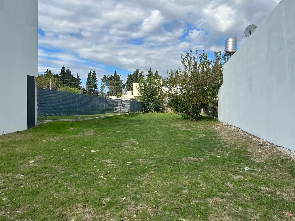 Terreno EN CALLE 489 E/ 133 Y 134 GORINA GONNET LA PLATA 3