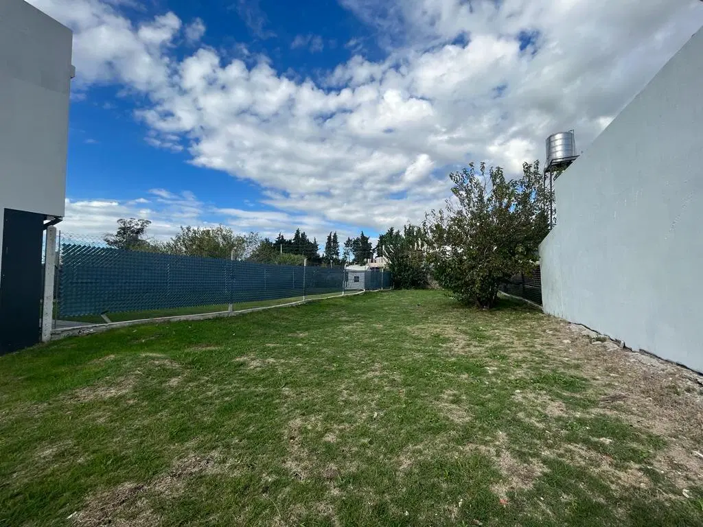 Terreno EN CALLE 489 E/ 133 Y 134 GORINA GONNET LA PLATA 1