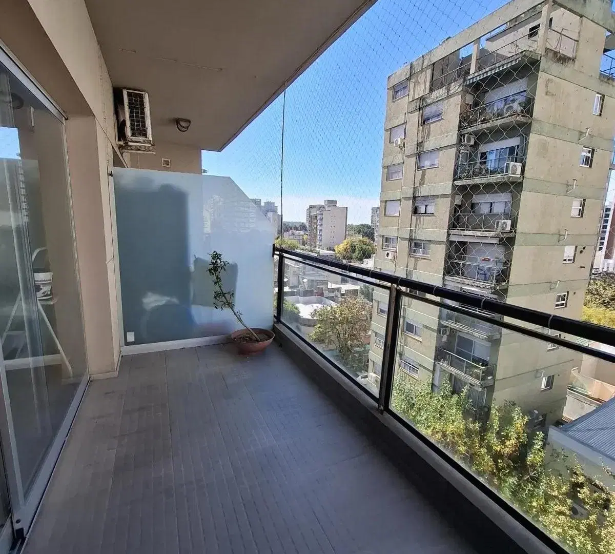 Departamento 3 ambientes Quilmes centro 75m2 Amenities Piscina y Quincho, Radiadores 2
