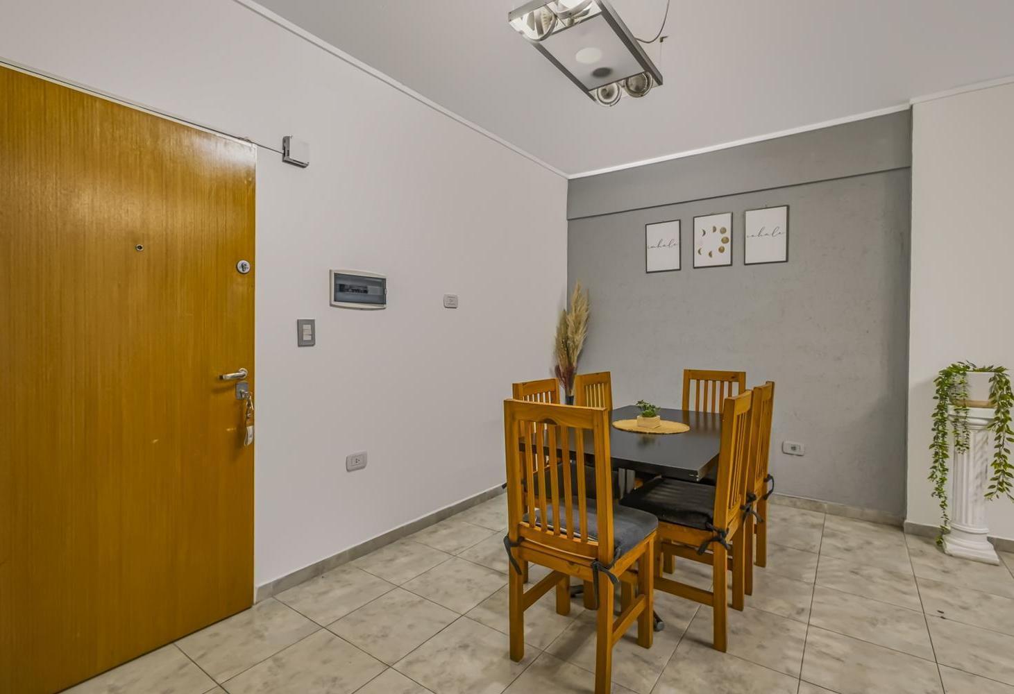 Foto de Calle 55 e 9 y 10, 1 DORMITORIO, 2do PISO AL FRENTE, imagen 1