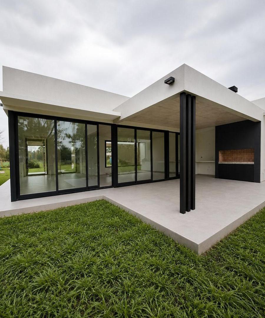 Foto de Casa en Venta en Miralagos de 3 dormitorios mas escritorio - llave en, imagen 2