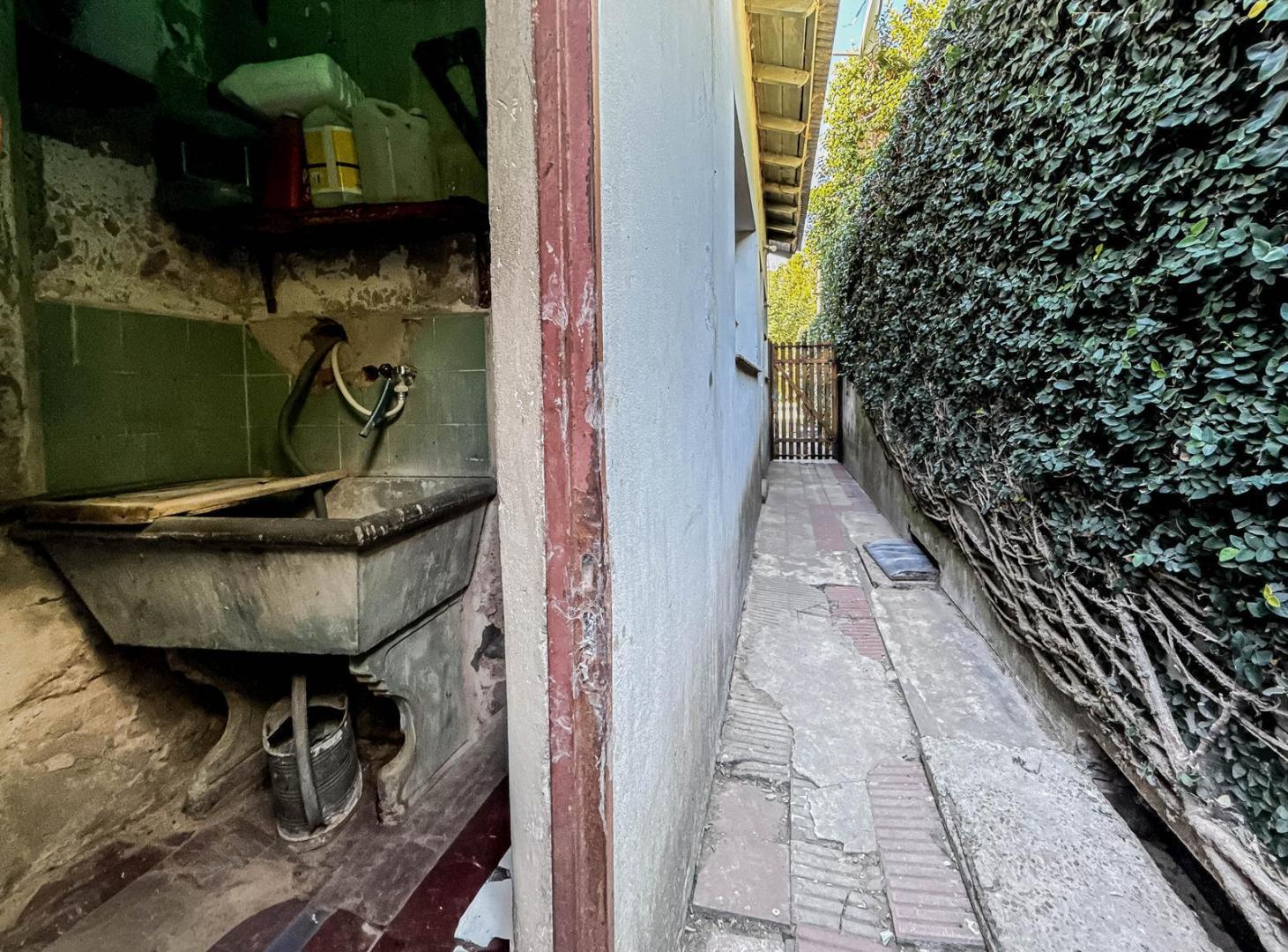 Foto de Casa de dos dormitorios en B° Jardin calle 116 entre 409 y 410 (Apta, imagen 2