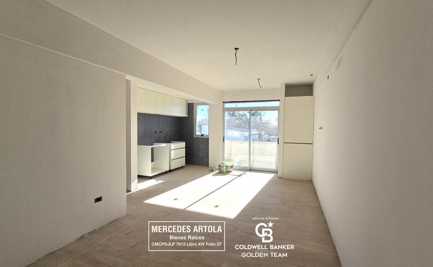 Foto de DEPARTAMENTO EN VENTA 1 y/o 2 Dormitorios, terrazas, cocheras, calle 56, imagen 1
