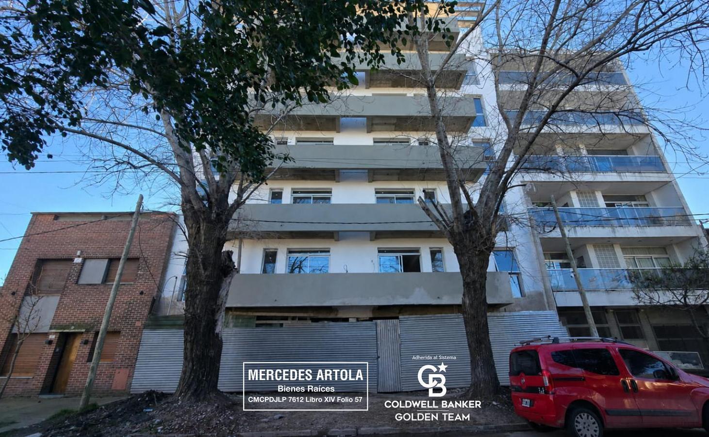 Foto de DEPARTAMENTO EN VENTA 1 y/o 2 Dormitorios, terrazas, cocheras, calle 56, imagen 3