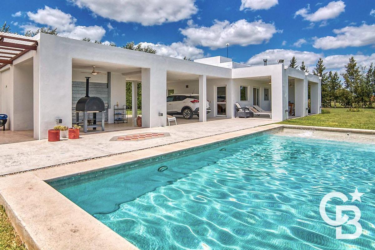 Foto de CASA CHACRA en venta 2 dormitorios, Estancia Las Malvinas, Brandsen, A, imagen 2