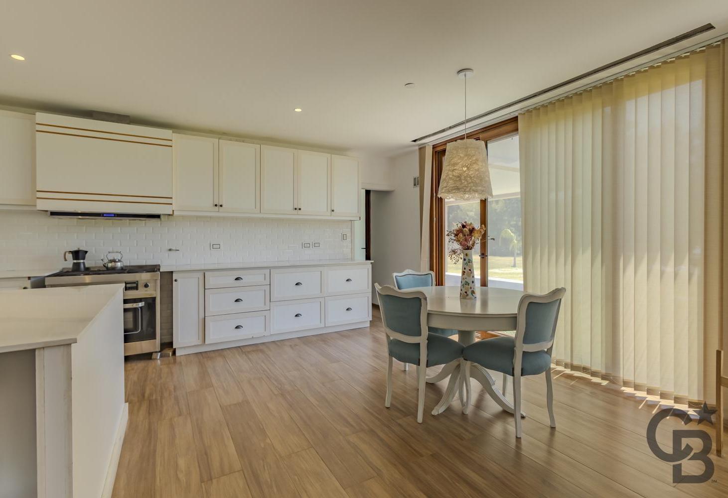 Foto de Casa en Venta en Campos de Roca 1 con 5 dormitorios, 550 m2 cub. y, imagen 5