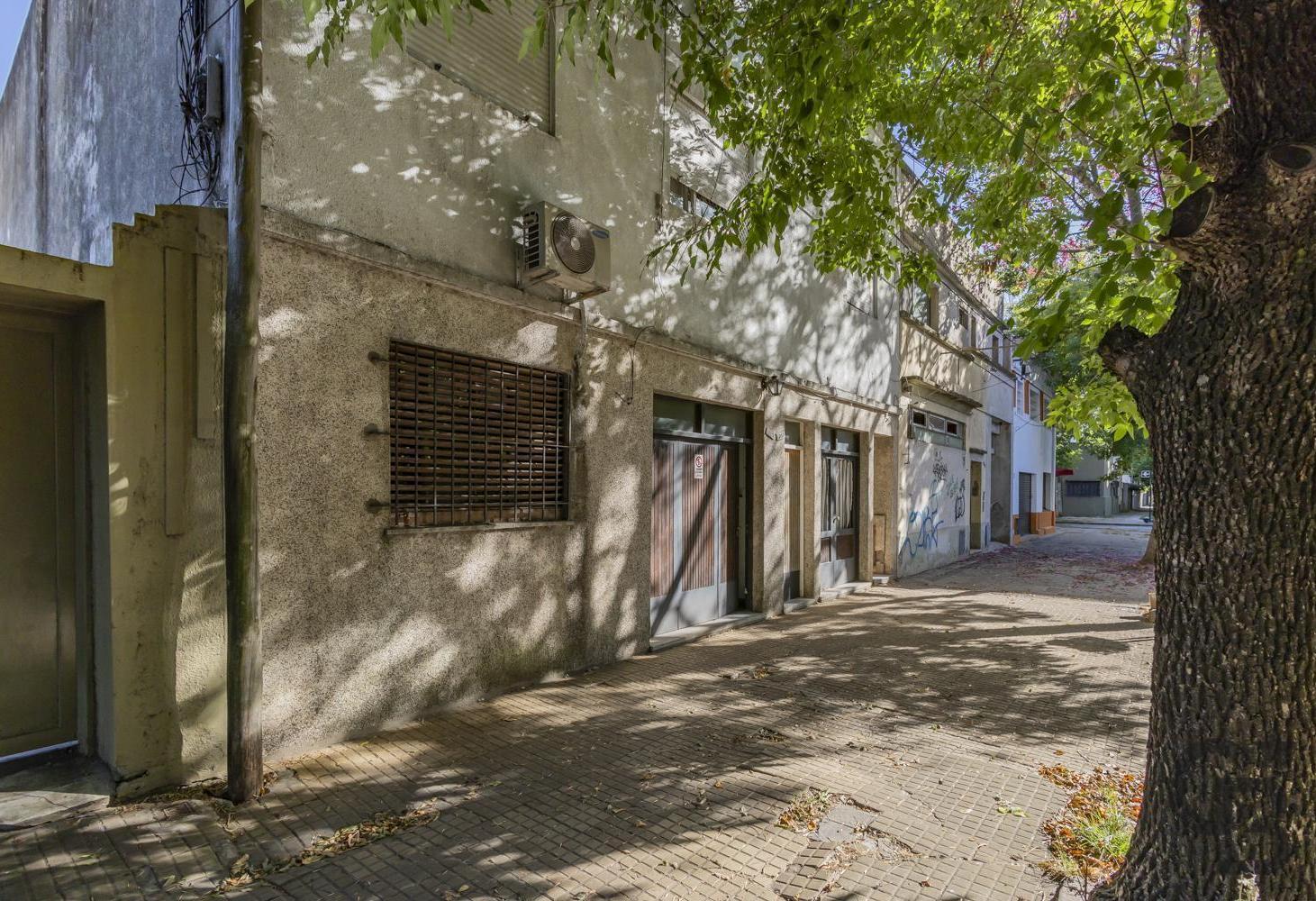 Foto de PH en Venta de 2 dormitorios con garage y patio en La Plata - Zona, imagen 1