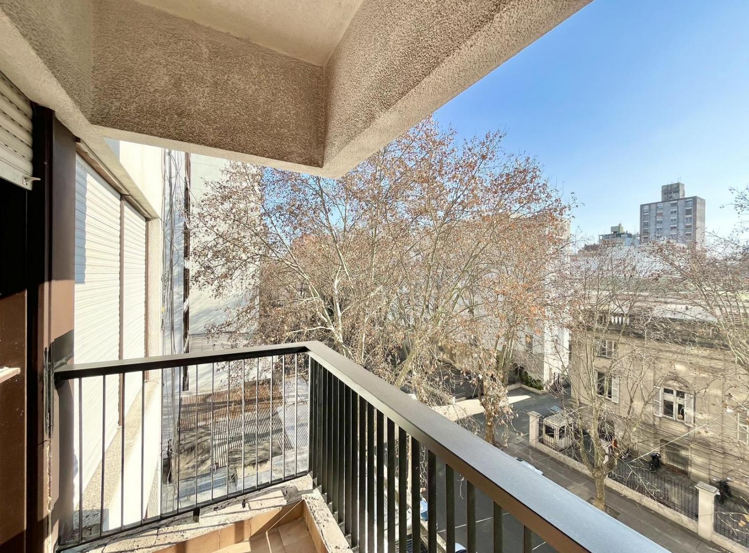 Foto de Alquiler Departamento con balcón dos Ambientes Calle 57 entre 7 y 8 La, imagen 4