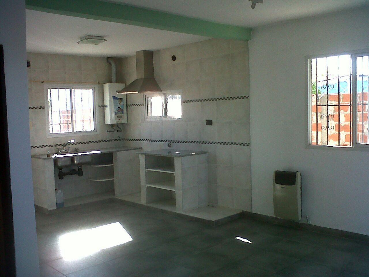 Foto de Casa 2 dormitorios Gonnet 488 e 7 bis y 8 bis Villa Castells, imagen 5
