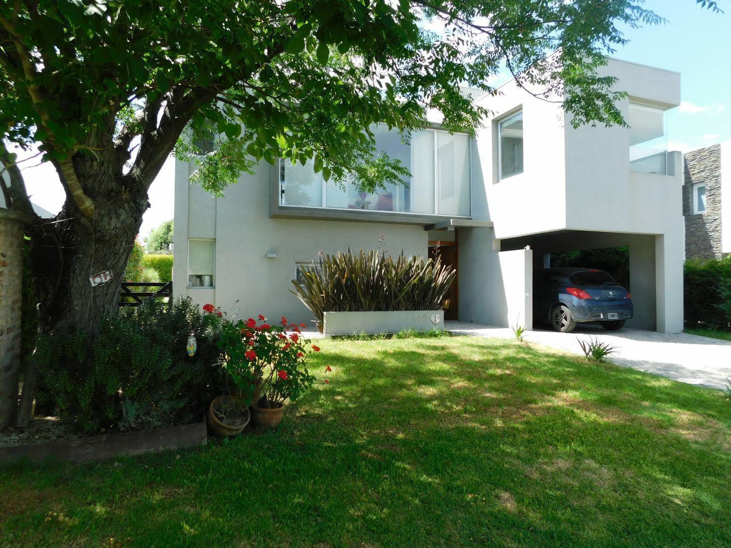 Foto de Casa en venta 3 dormitorios Altos de Hudson II Lote 140 Berazategui, imagen 5