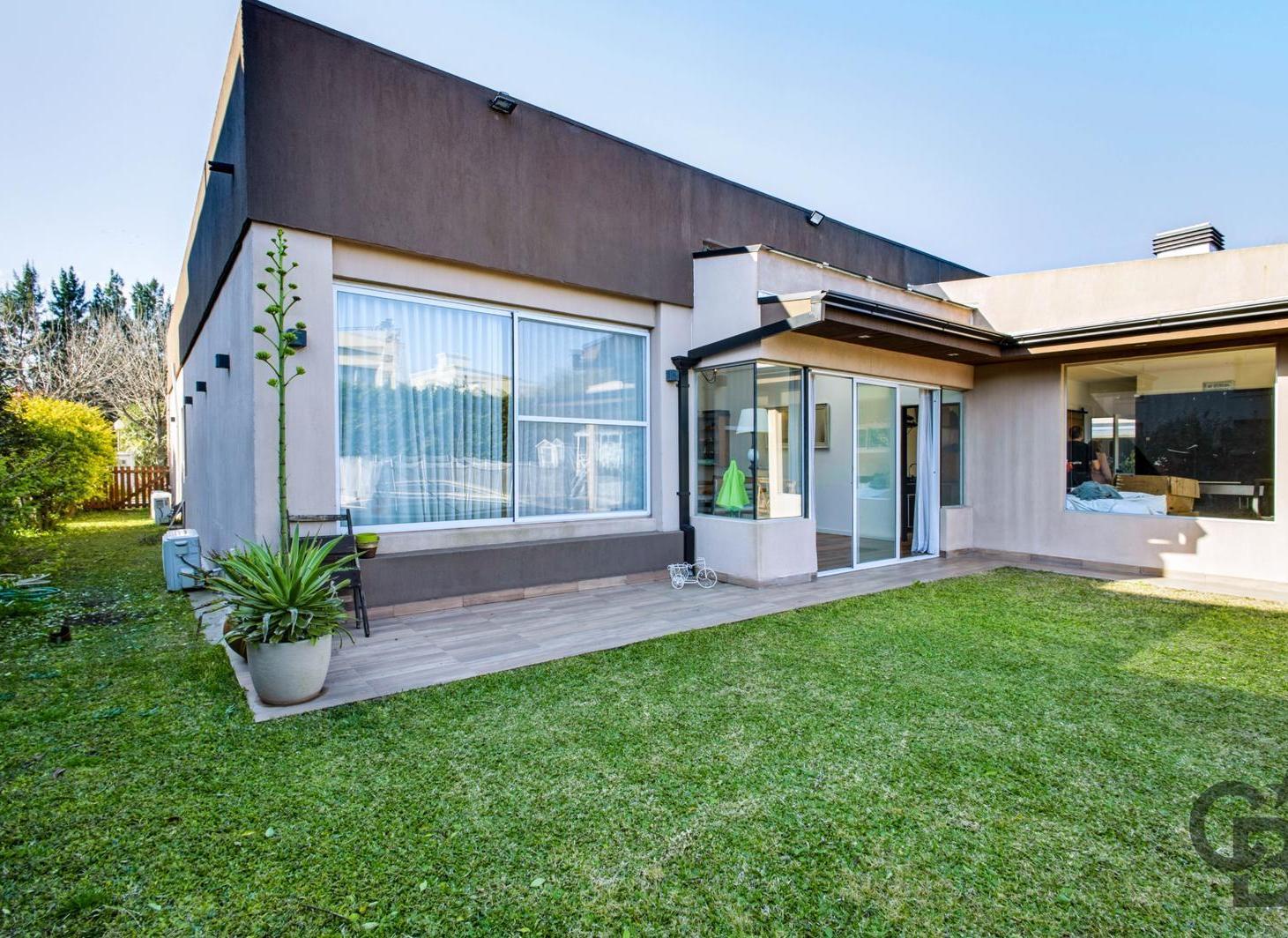 Foto de Casa 5 Dormitorios, Barrio Las Acacias, HUDSON, Berazategui, imagen 2