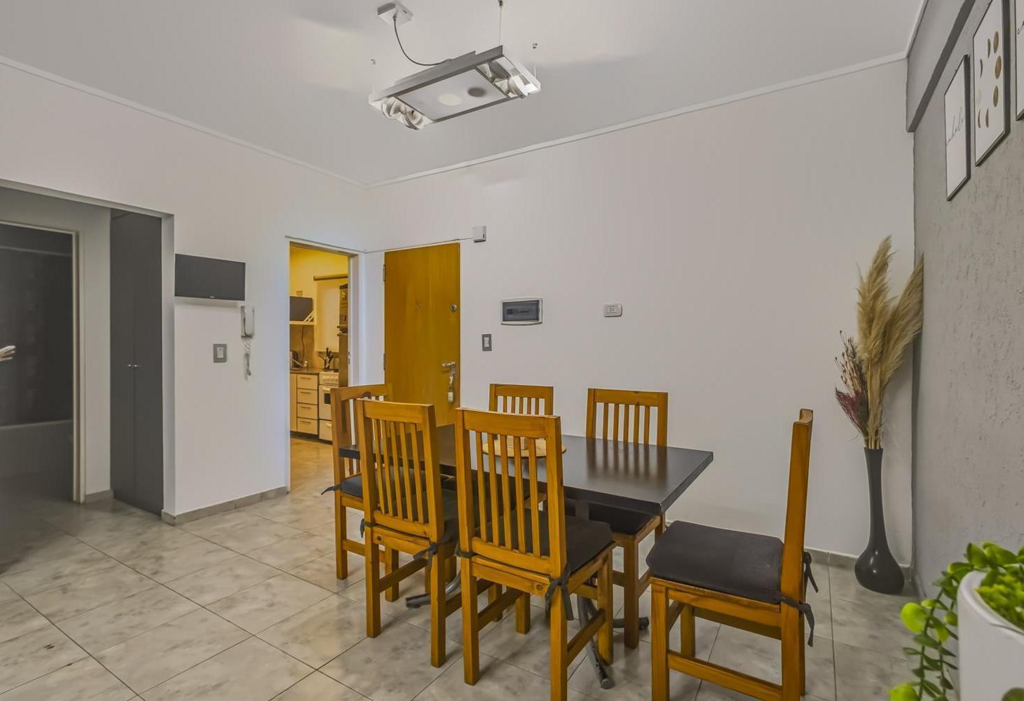 Foto de Calle 55 e 9 y 10, 1 DORMITORIO, 2do PISO AL FRENTE 2 AIRE, imagen 5