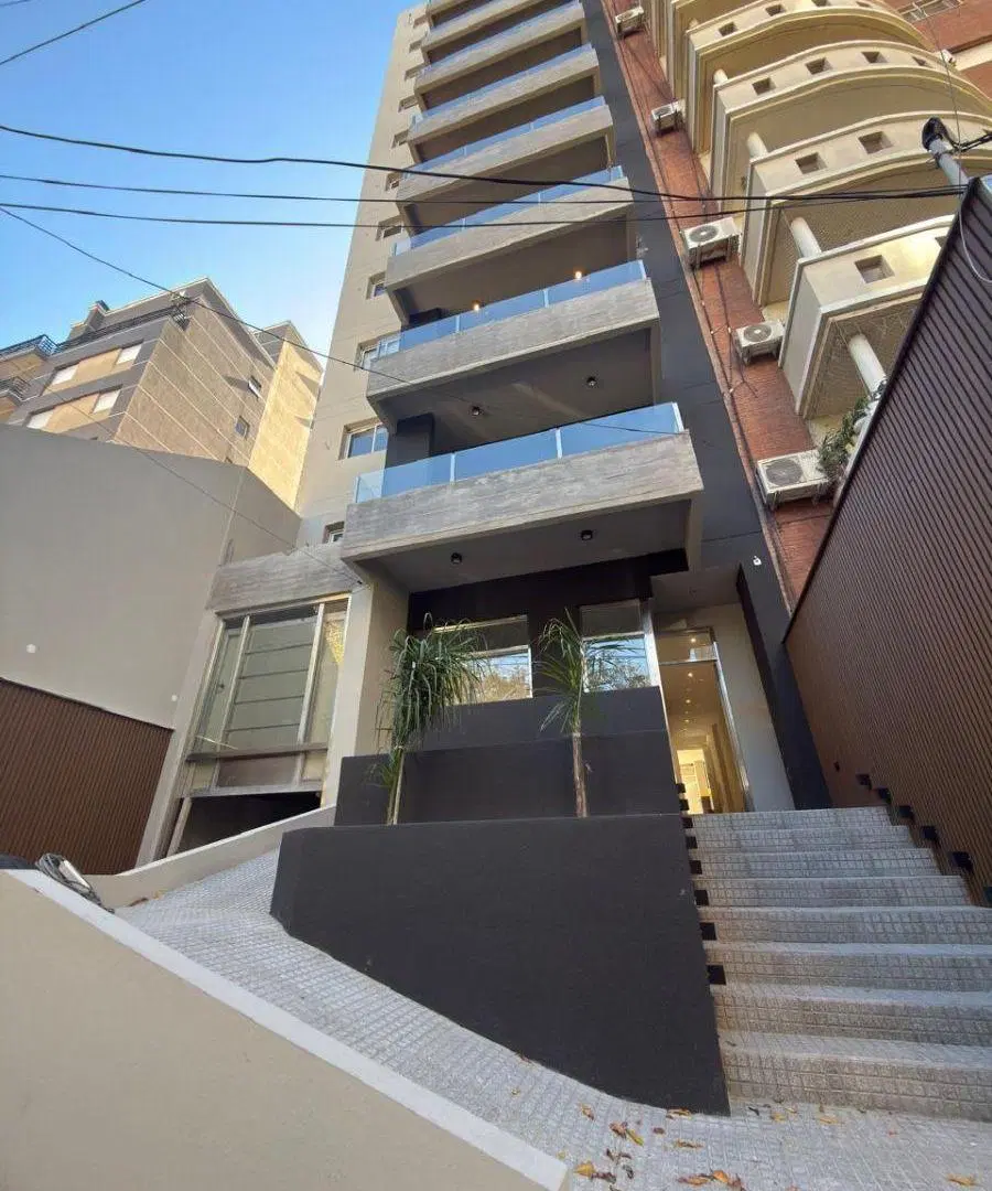 DEPARTAMENTO 4 AMBIENTES C/COCHERA DUPLEX A ESTRENAR LANUS ESTE 3