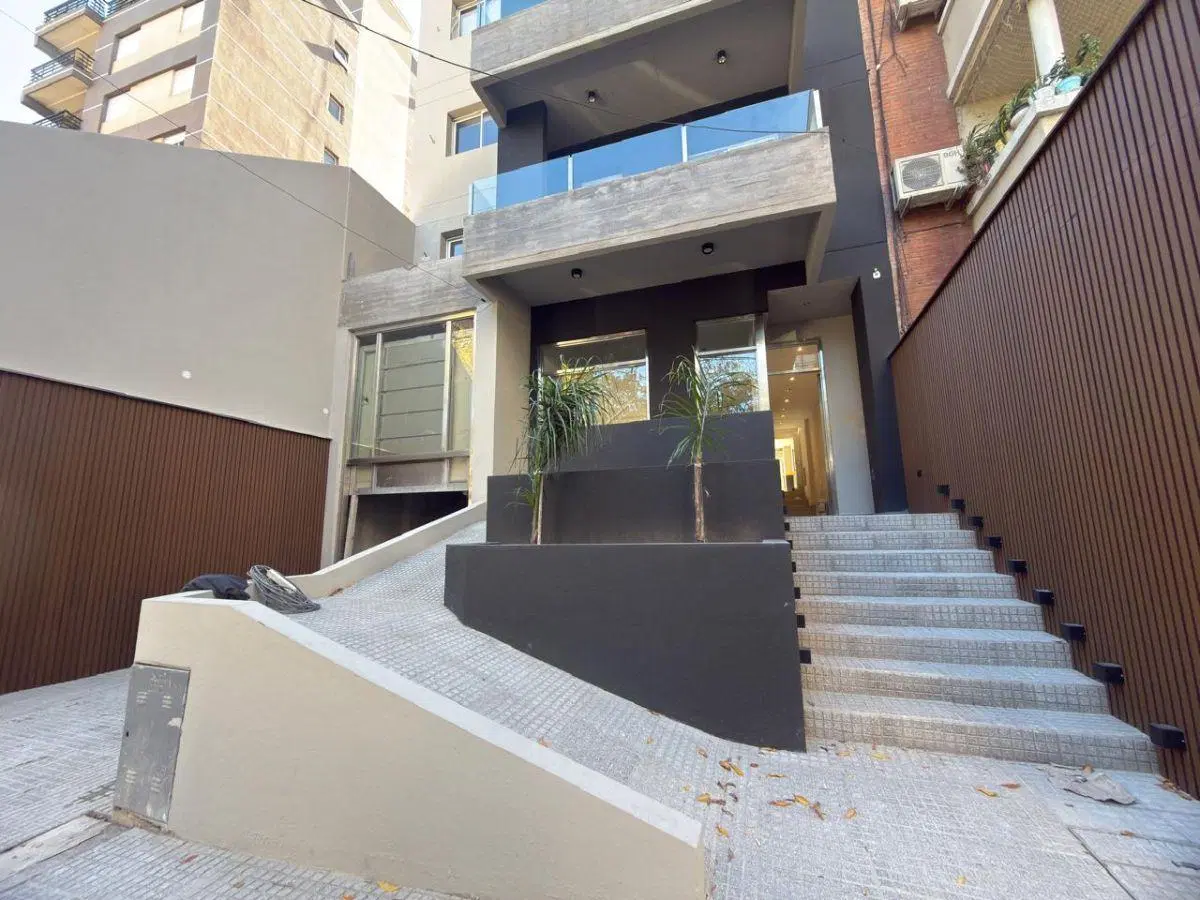 DEPARTAMENTO 4 AMBIENTES C/COCHERA DUPLEX A ESTRENAR LANUS ESTE 1