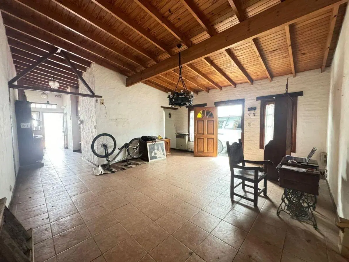 Casa en Venta en Lanús Oeste - APTA CRÉDITO BANCARIO 3
