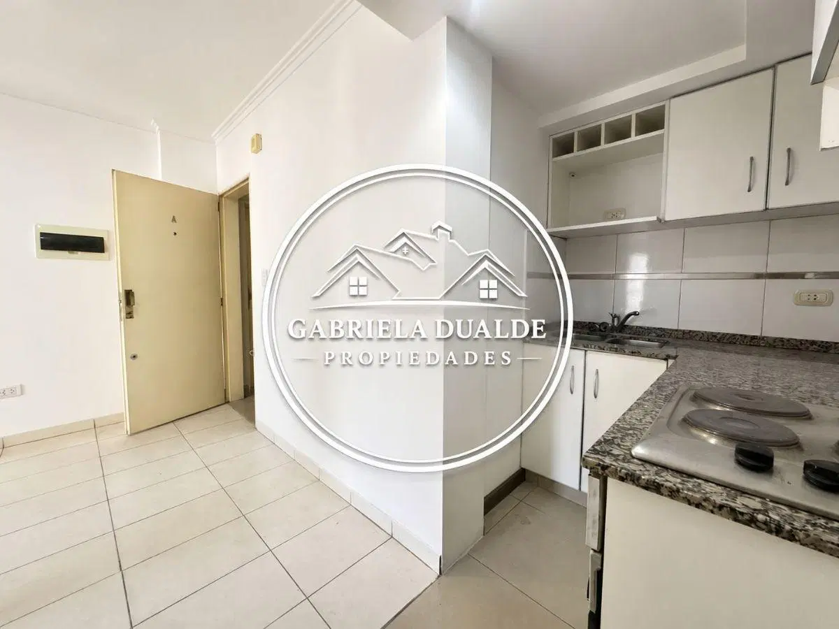DEPARTAMENTO 2 AMBIENTES C/COCHERA APTO CREDITO - LANUS ESTE 5