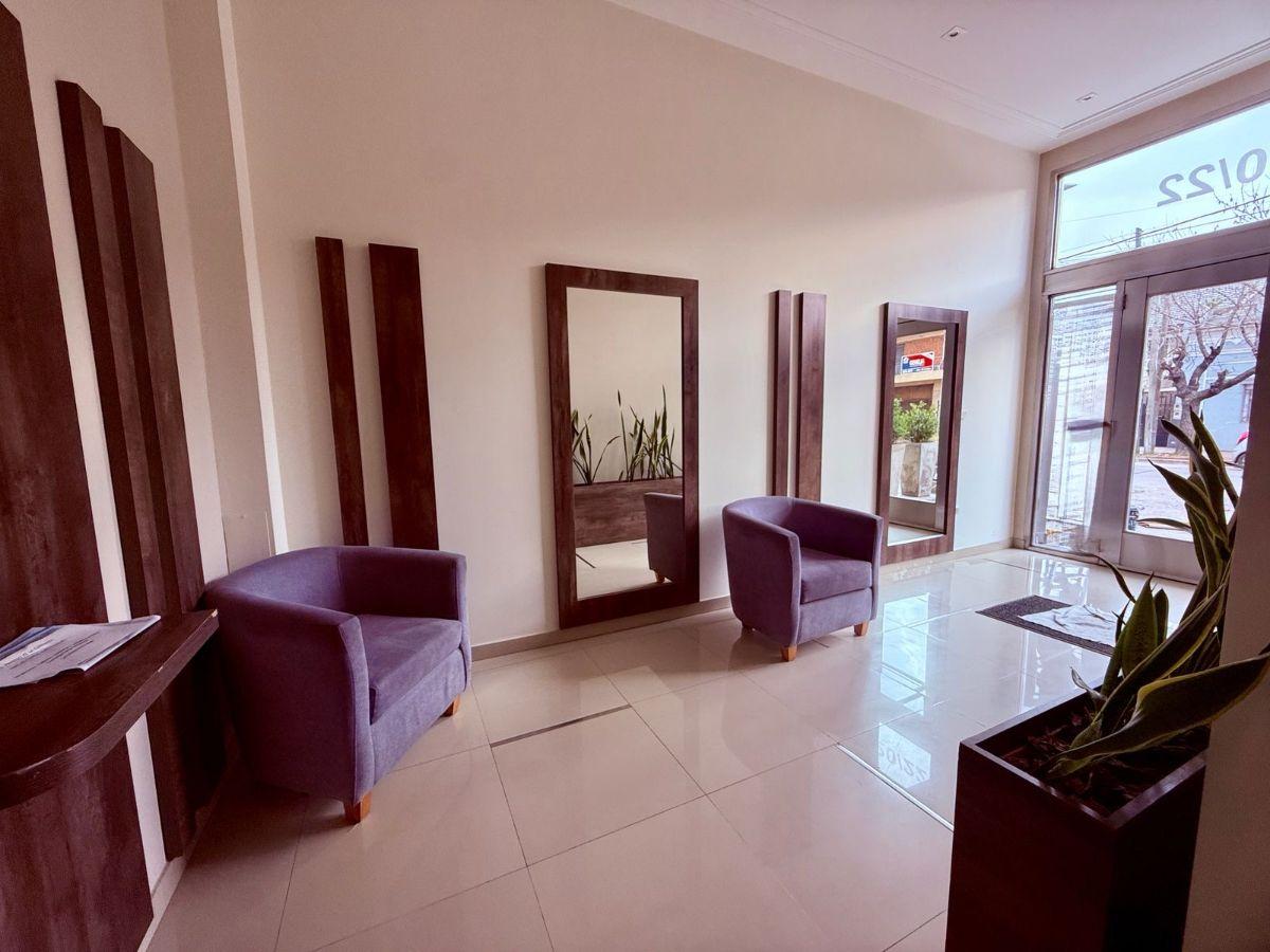 Alquiler Departamento 3 Ambientes c/ Cochera Cubierta en Lanús Oeste