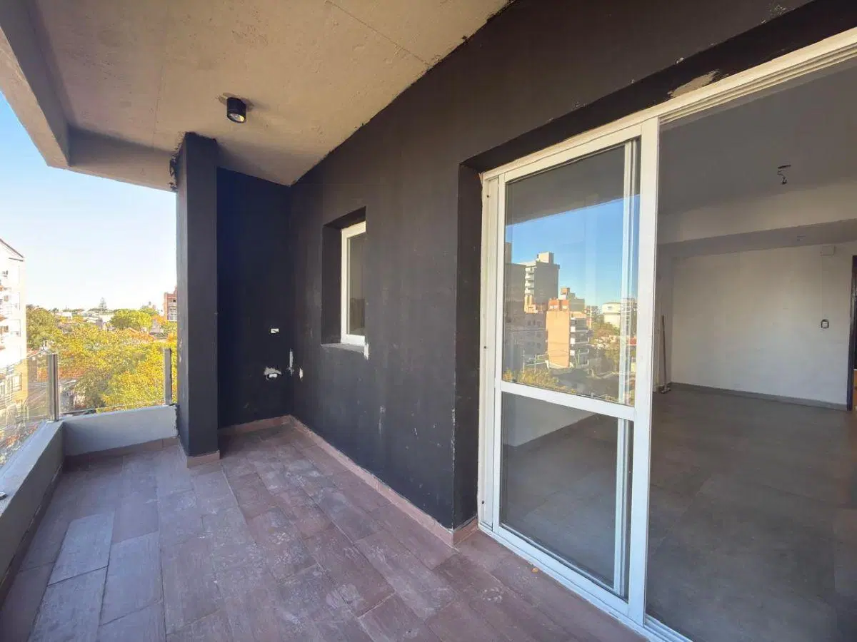 VENTA DEPARTAMENTO 3 AMBIENTES C/COCHERA - LANUS ESTE A ESTRENAR 3