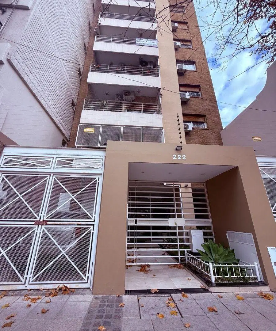 DEPARTAMENTO 2 AMBIENTES EXCELENTE UBICACION LANUSITA APTO CREDITO 3