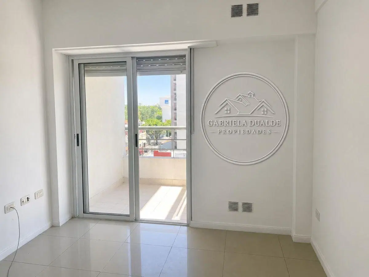 VENTA DEPARTAMENTO 2 AMB C/COCHERA APTO CREDITO - LANUS ESTE 5