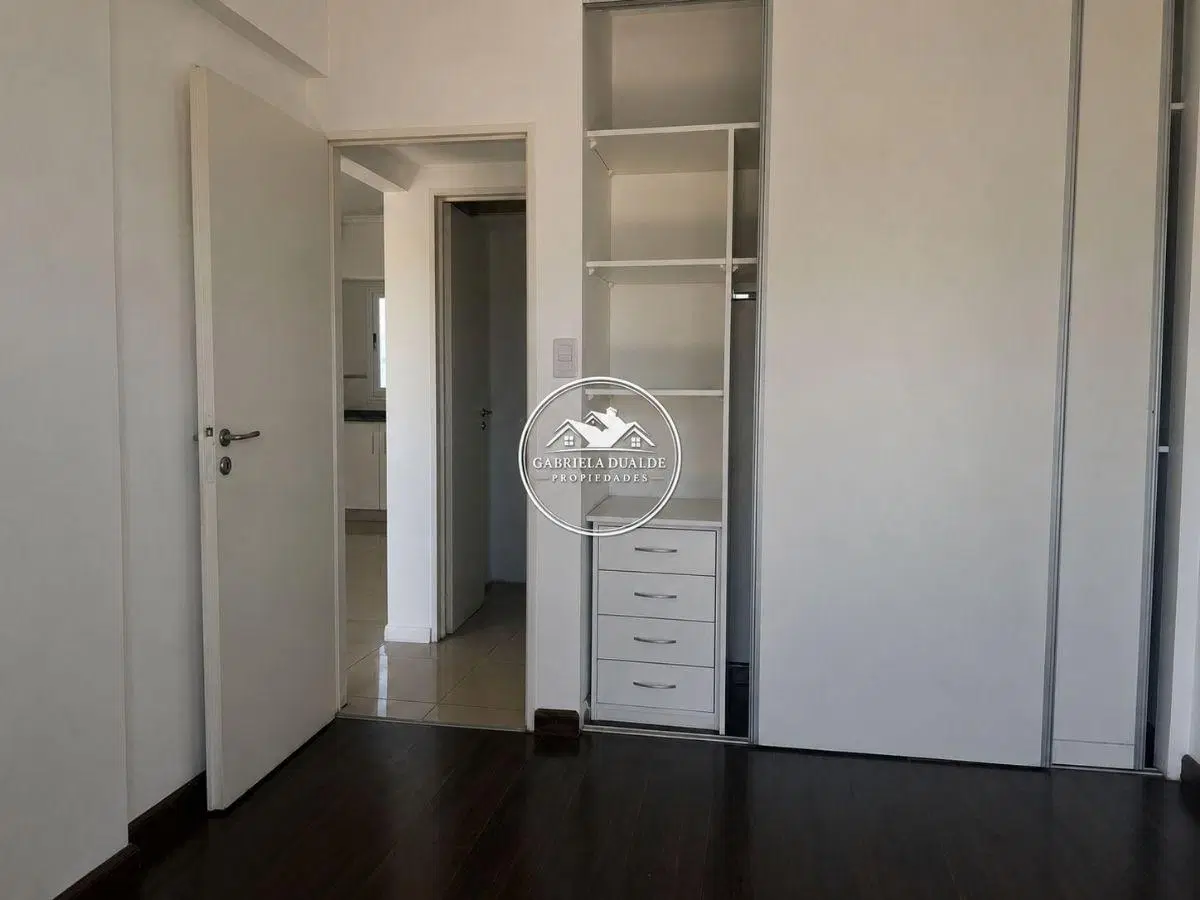 VENTA DEPARTAMENTO 2 AMB C/COCHERA APTO CREDITO - LANUS ESTE 3
