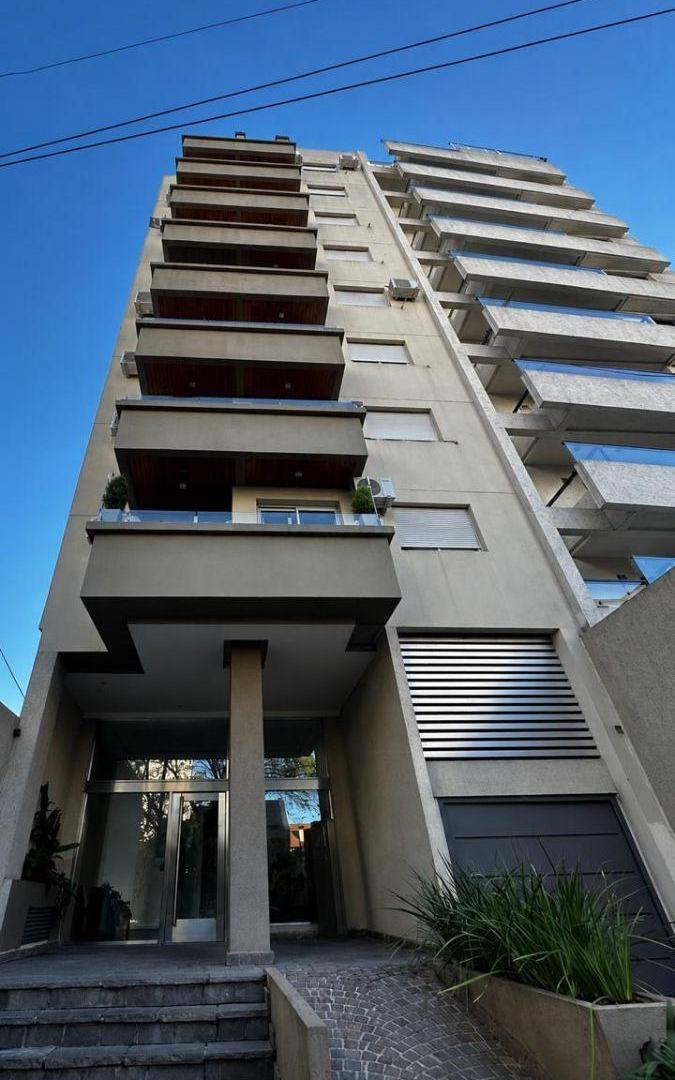 VENTA | EXCLUSIVO DÚPLEX 4 AMBIENTES CON PATIO Y PARRILLA | LANÚS OESTE
