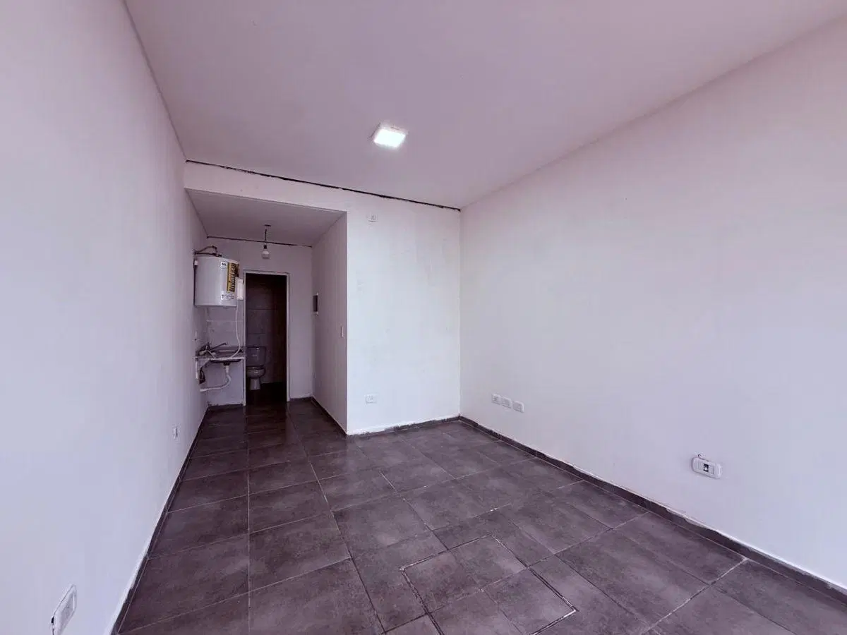 ALQUILER – LOCAL COMERCIAL EN LANÚS ESTE 1