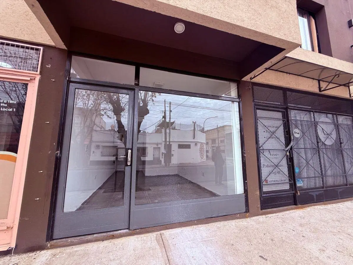 ALQUILER – LOCAL COMERCIAL EN LANÚS ESTE 3