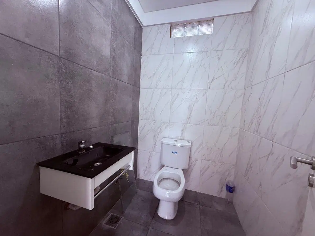 ALQUILER – LOCAL COMERCIAL EN LANÚS ESTE 2