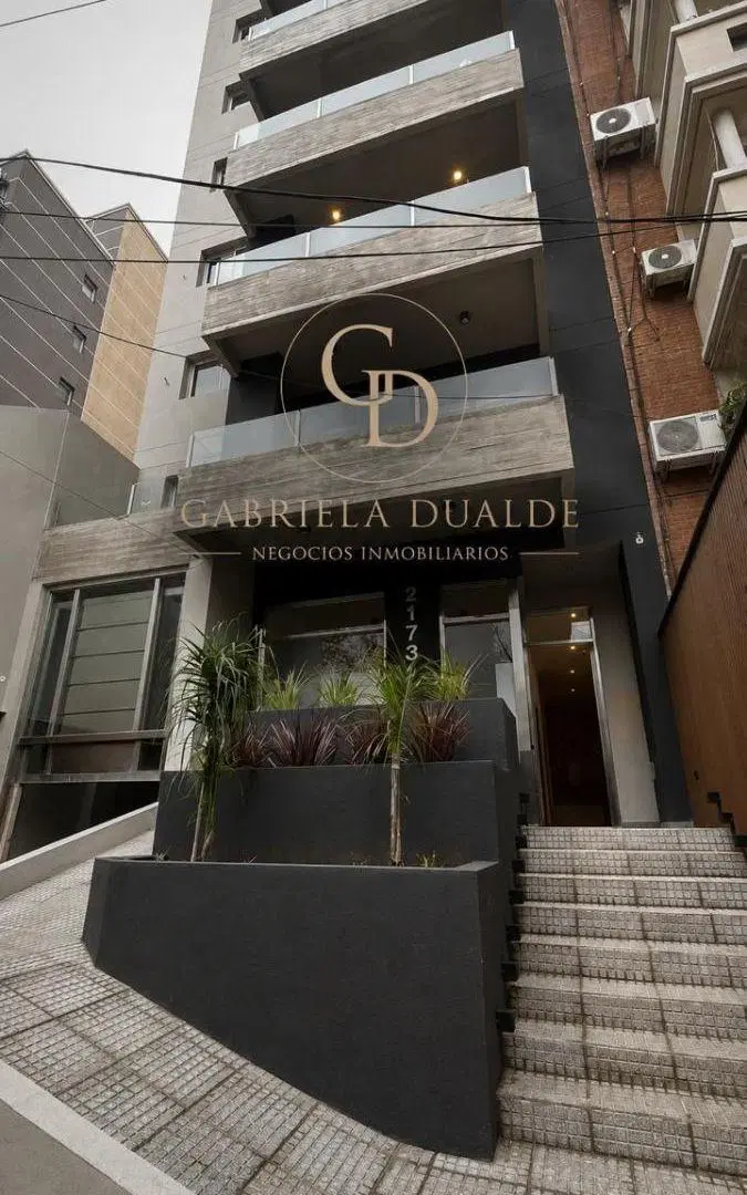 DEPARTAMENTO 3 AMB C / COCHERA - LANUS ESTE 3