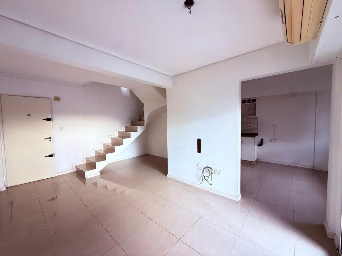Alquiler - Duplex 3 Ambientes con Cochera – Lanús Este 3