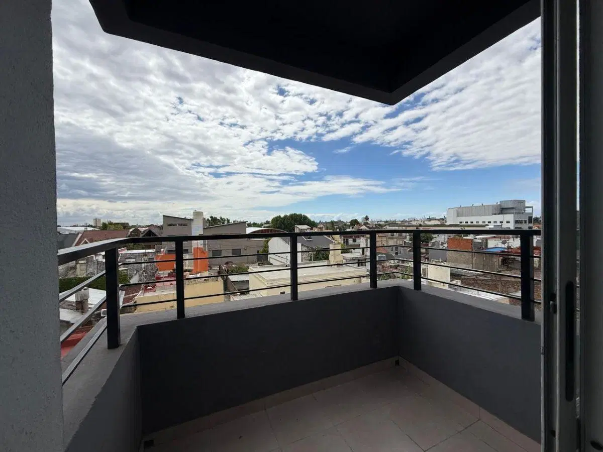 VENTA DEPARTAMENTO 2 AMBIENTES - GERLI 4
