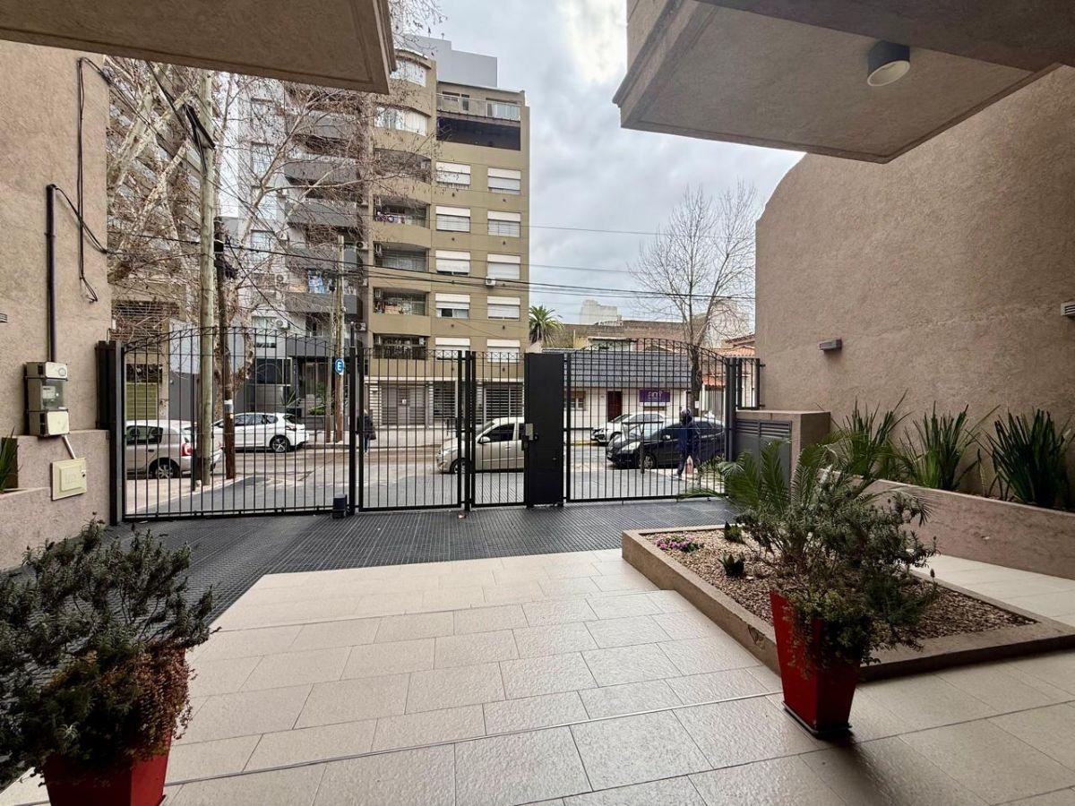 Foto de DEPARTAMENTO 2 AMBIENTES EN VENTA - LANUS OESTE, imagen 1