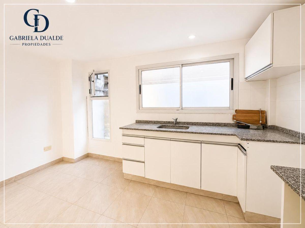 Foto de ALQUILER DEPARTAMENTO DUPLEX 3 AMBIENTES - REMEDIOS DE ESCALADA , LANUS, imagen 2